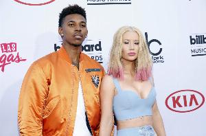 尼克&middot;杨：我当年向Iggy求婚只是为了社媒作秀 并非想娶白人女性